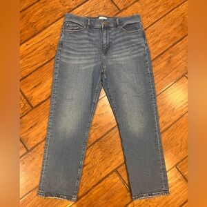 Loft jeans women’s 10 Petite blue straight measure 31x24 stretch comfort nice!